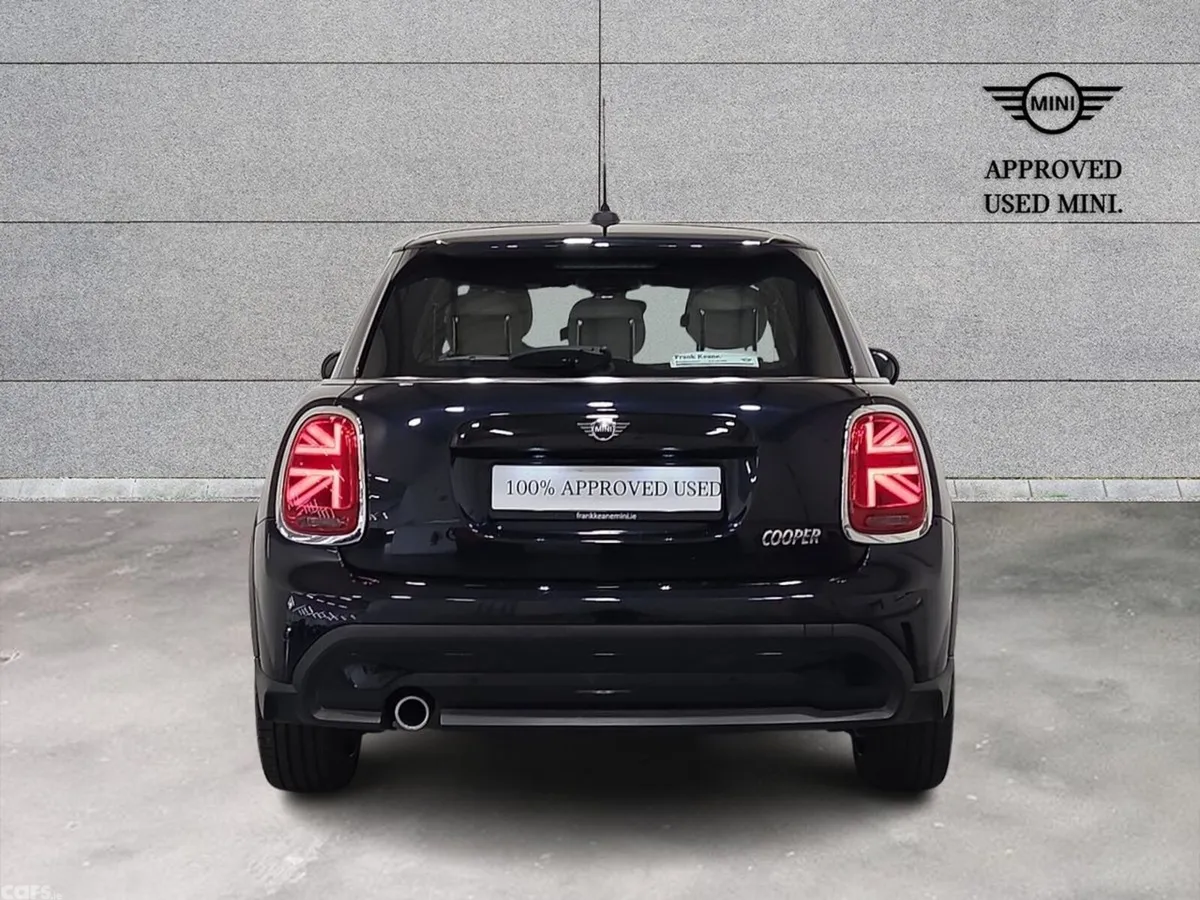 Mini Cooper Hatchback, Petrol, 2023, Blue