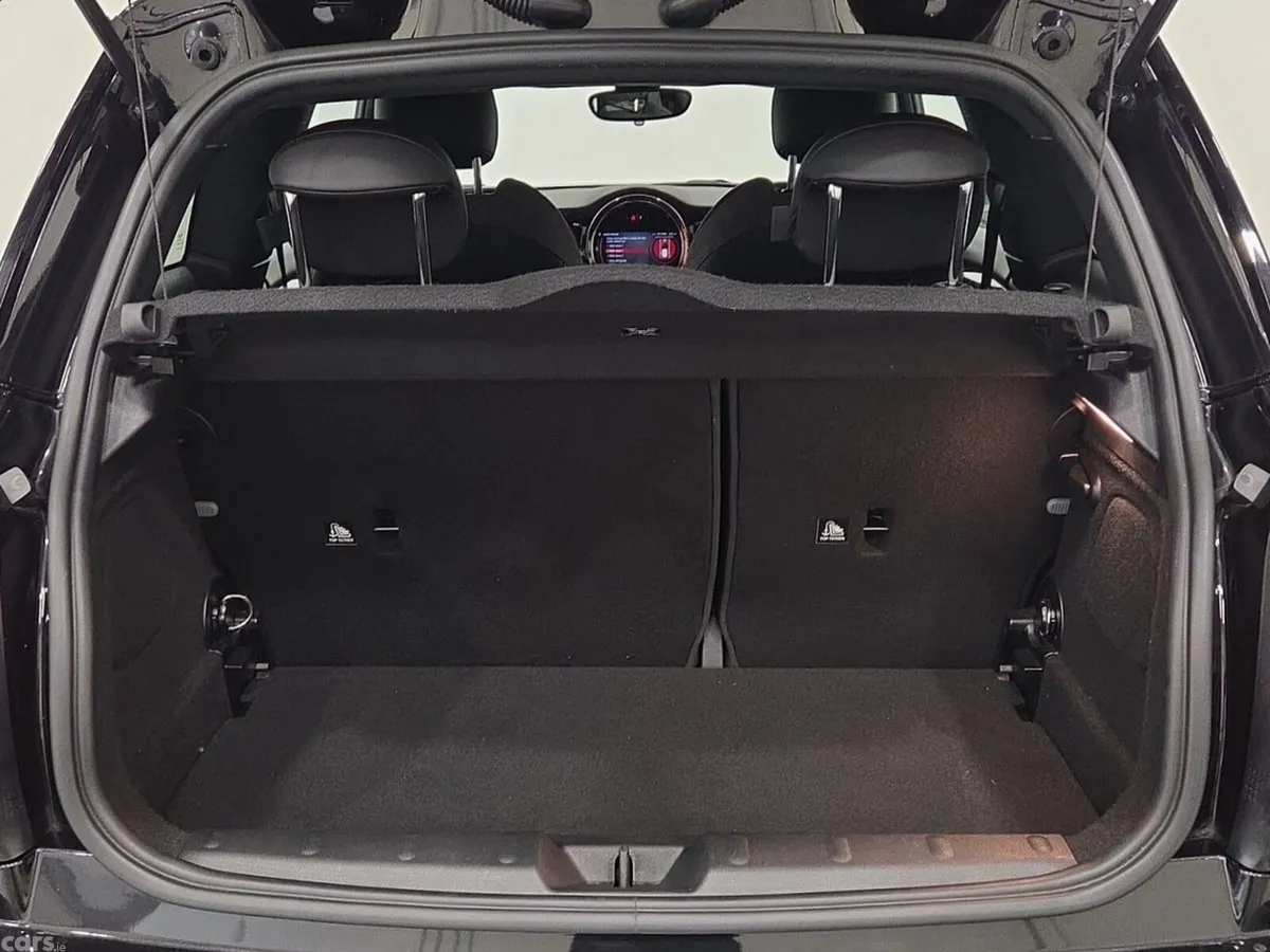 Mini Cooper Hatchback, Electric, 2023, Black