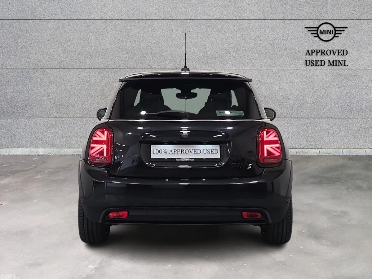 Mini Cooper Hatchback, Electric, 2023, Black