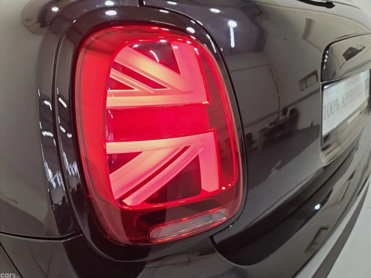Mini Cooper Hatchback, Electric, 2023, Black