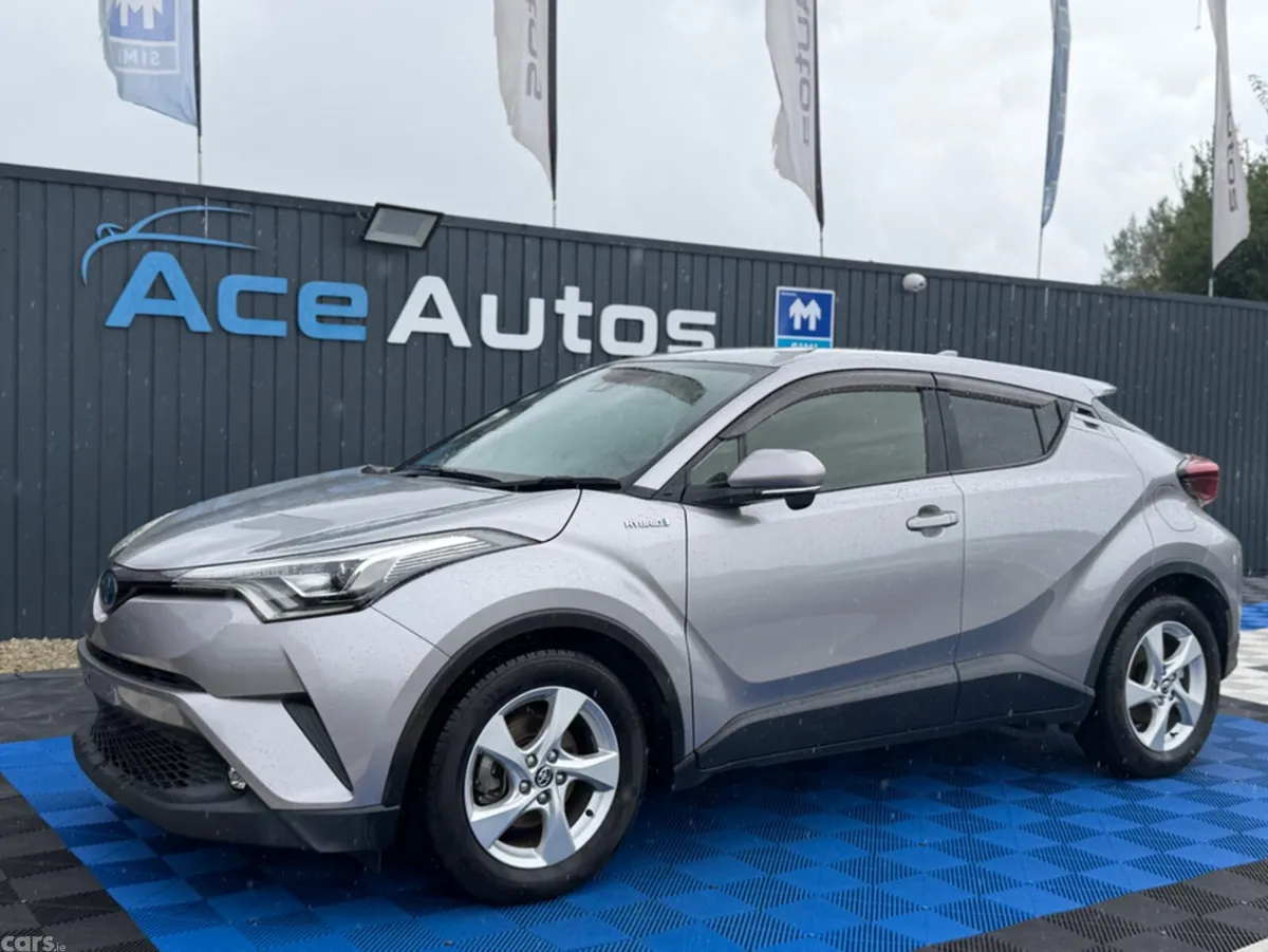 Toyota C-HR SUV, Petrol Hybrid, 2019, Silver