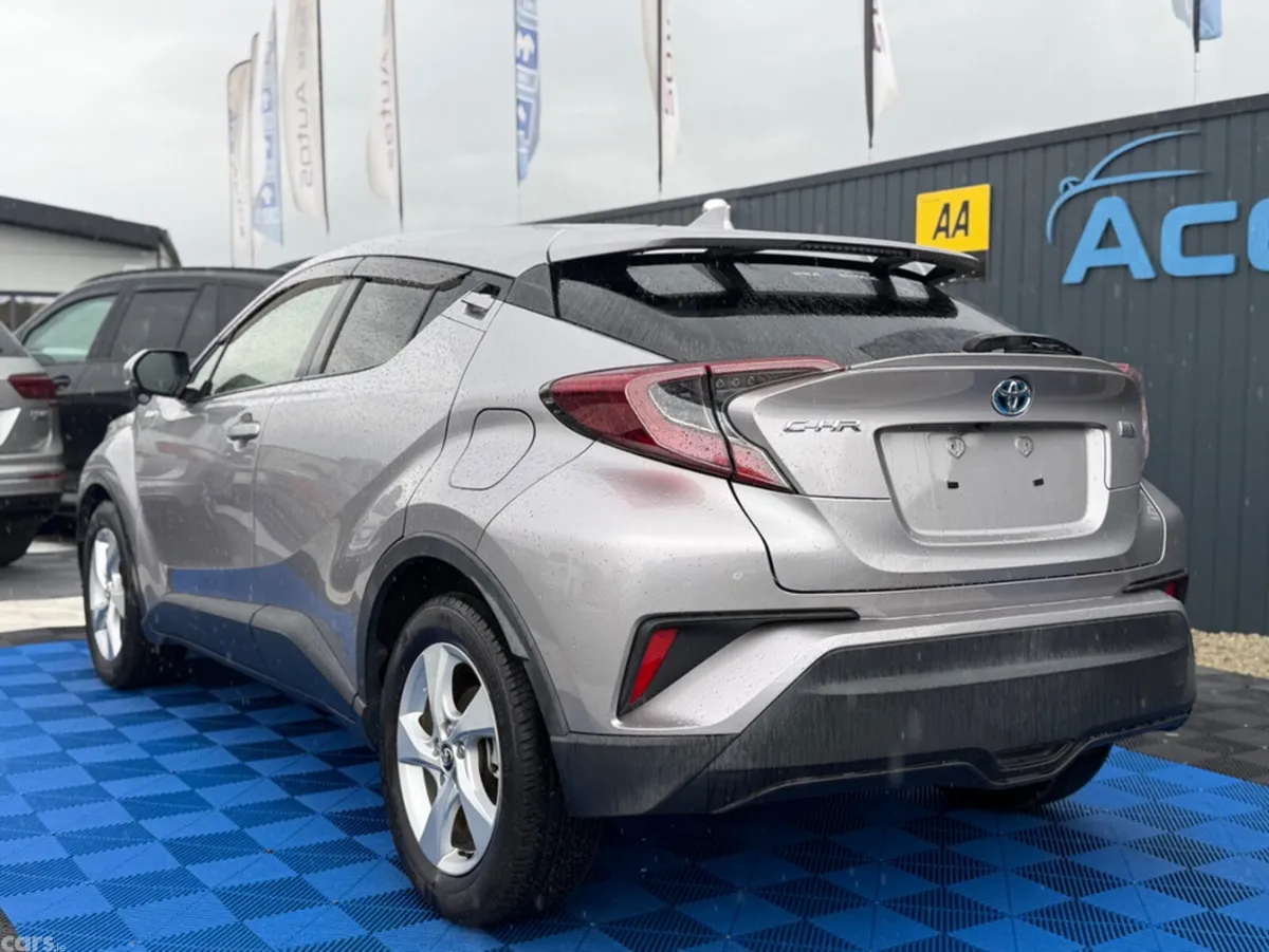 Toyota C-HR SUV, Petrol Hybrid, 2019, Silver