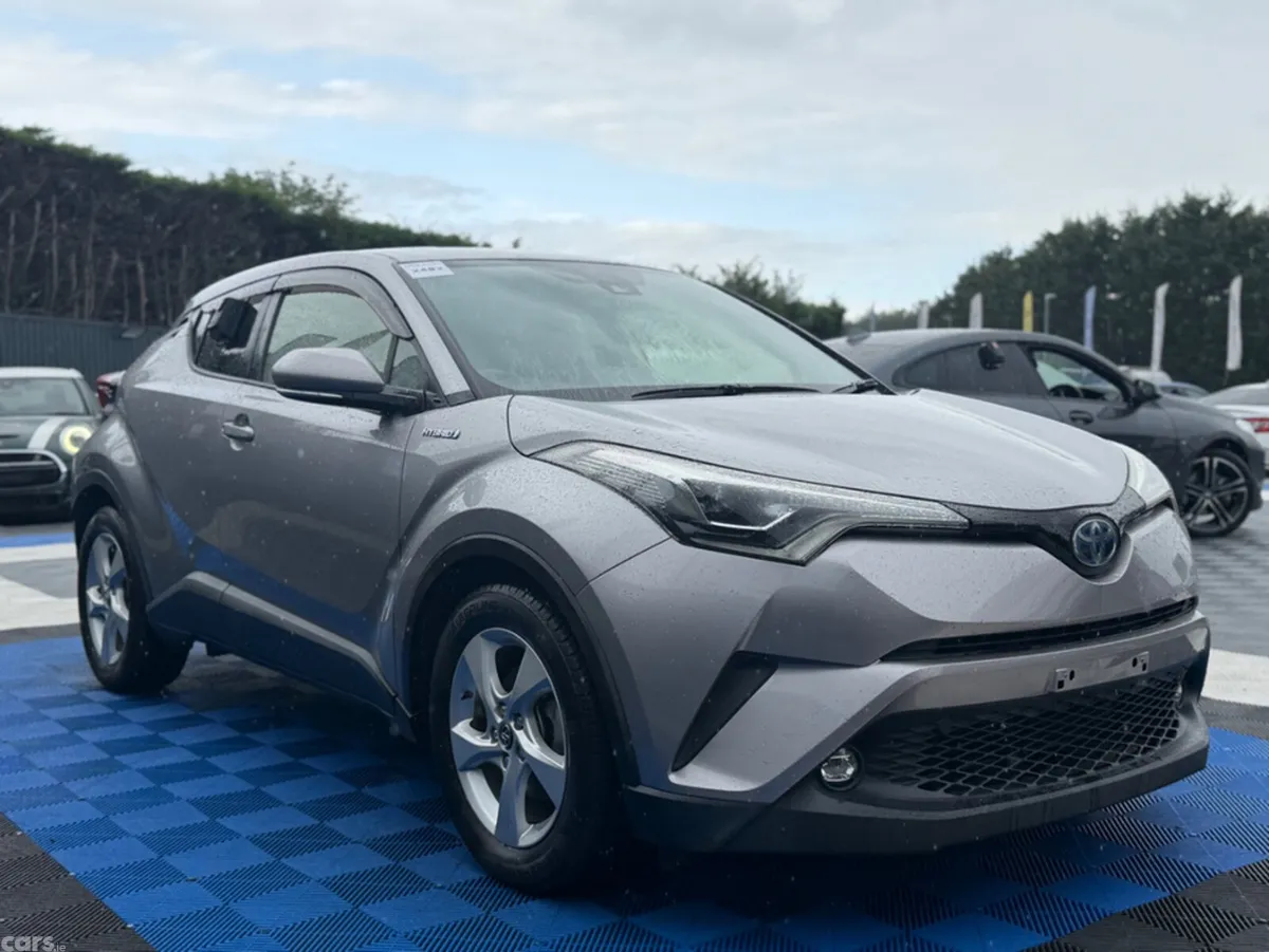 Toyota C-HR SUV, Petrol Hybrid, 2019, Silver