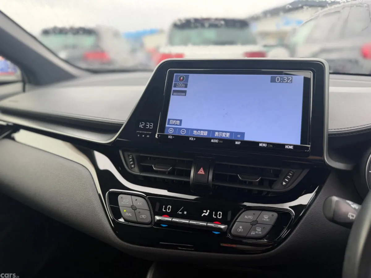 Toyota C-HR SUV, Petrol Hybrid, 2019, Silver