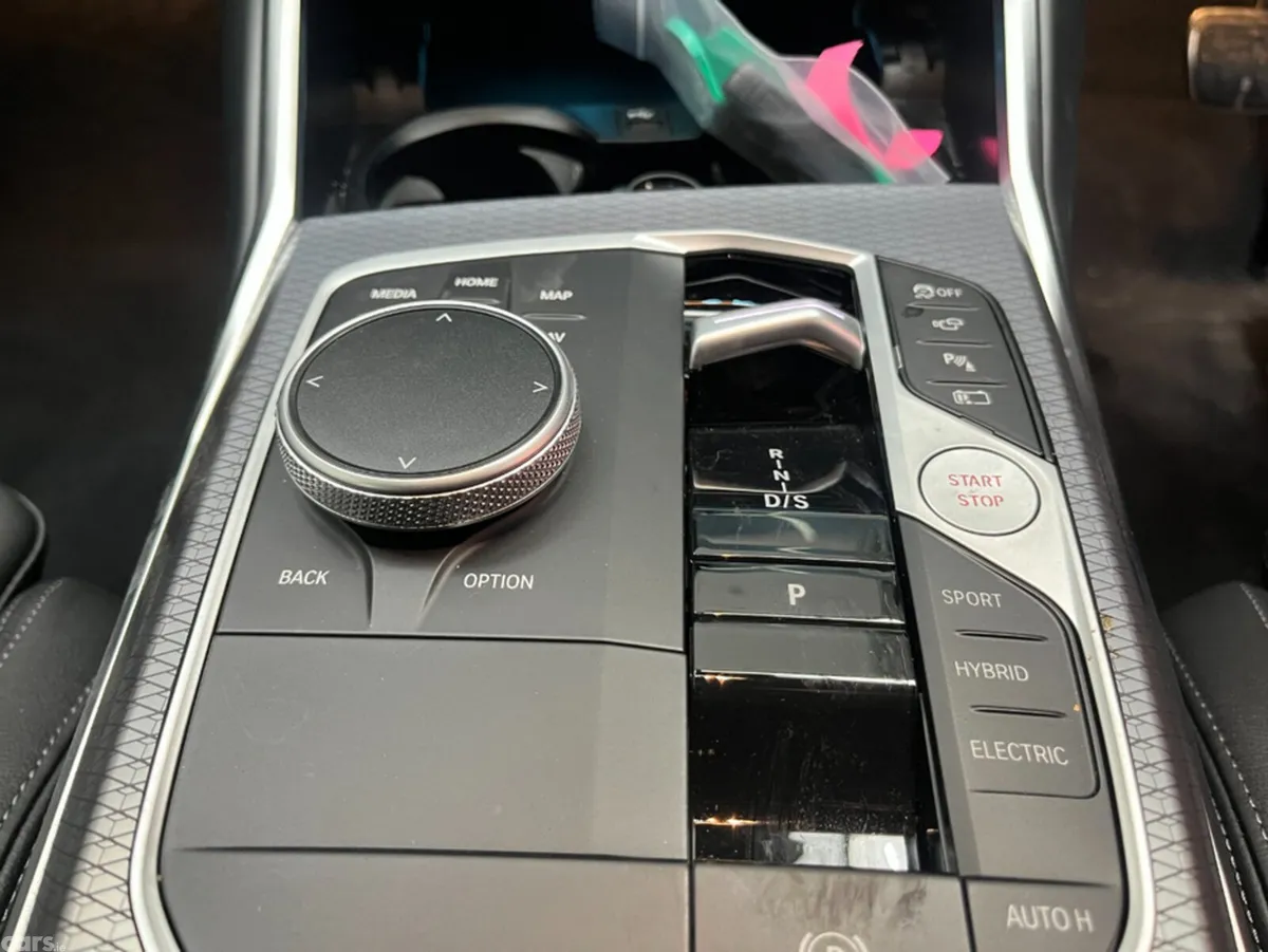 BMW 3-Series Saloon, Petrol, 2025, White