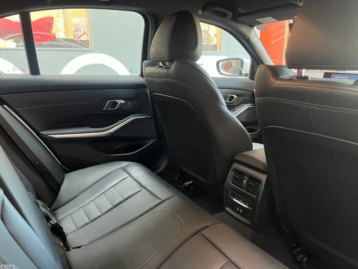 BMW 3-Series Saloon, Petrol, 2025, White