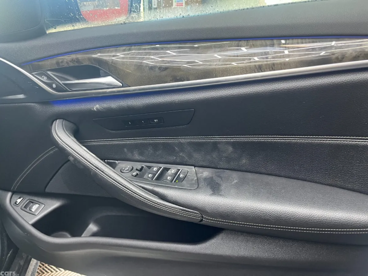 BMW 5-Series Saloon, Petrol, 2019, Black