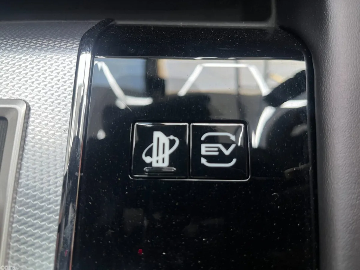 Mitsubishi Outlander SUV, Petrol Plug-in Hybrid, 2024, Black