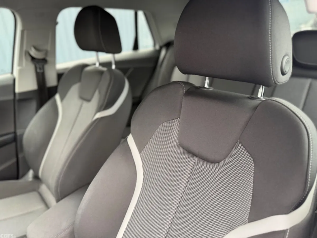 Audi Q2 SUV, Petrol, 2018, White