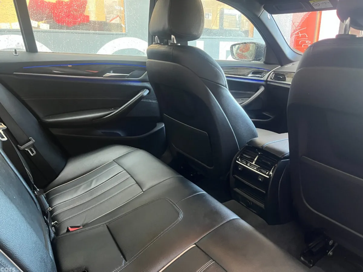 BMW 5-Series Saloon, Petrol, 2019, Black