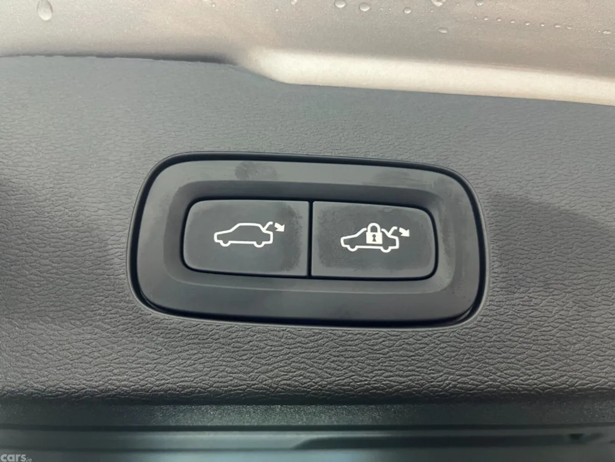 Volvo V60 Estate, Petrol Plug-in Hybrid, 2025, Beige