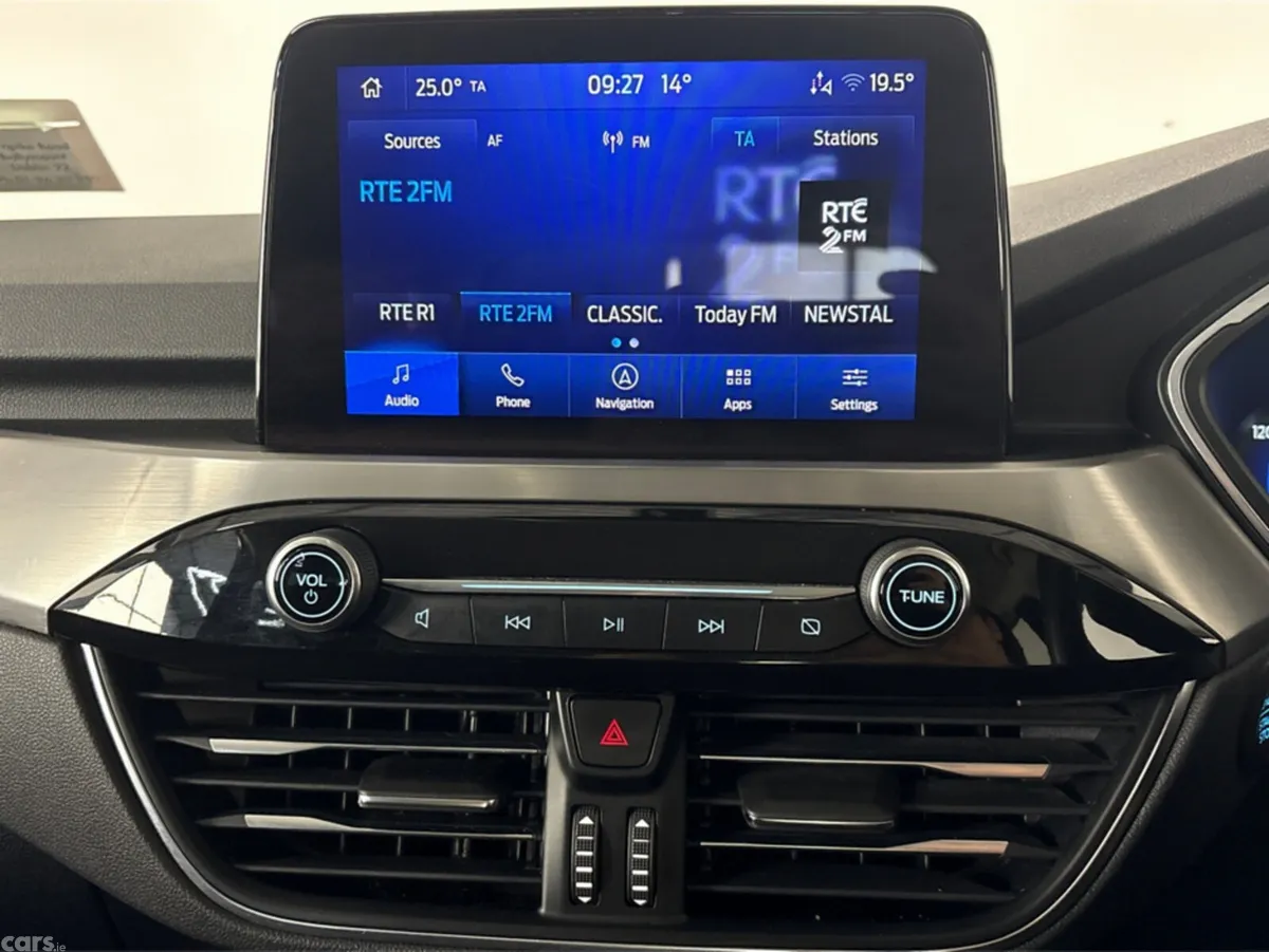 Ford Kuga MPV, Petrol Plug-in Hybrid, 2022, Grey