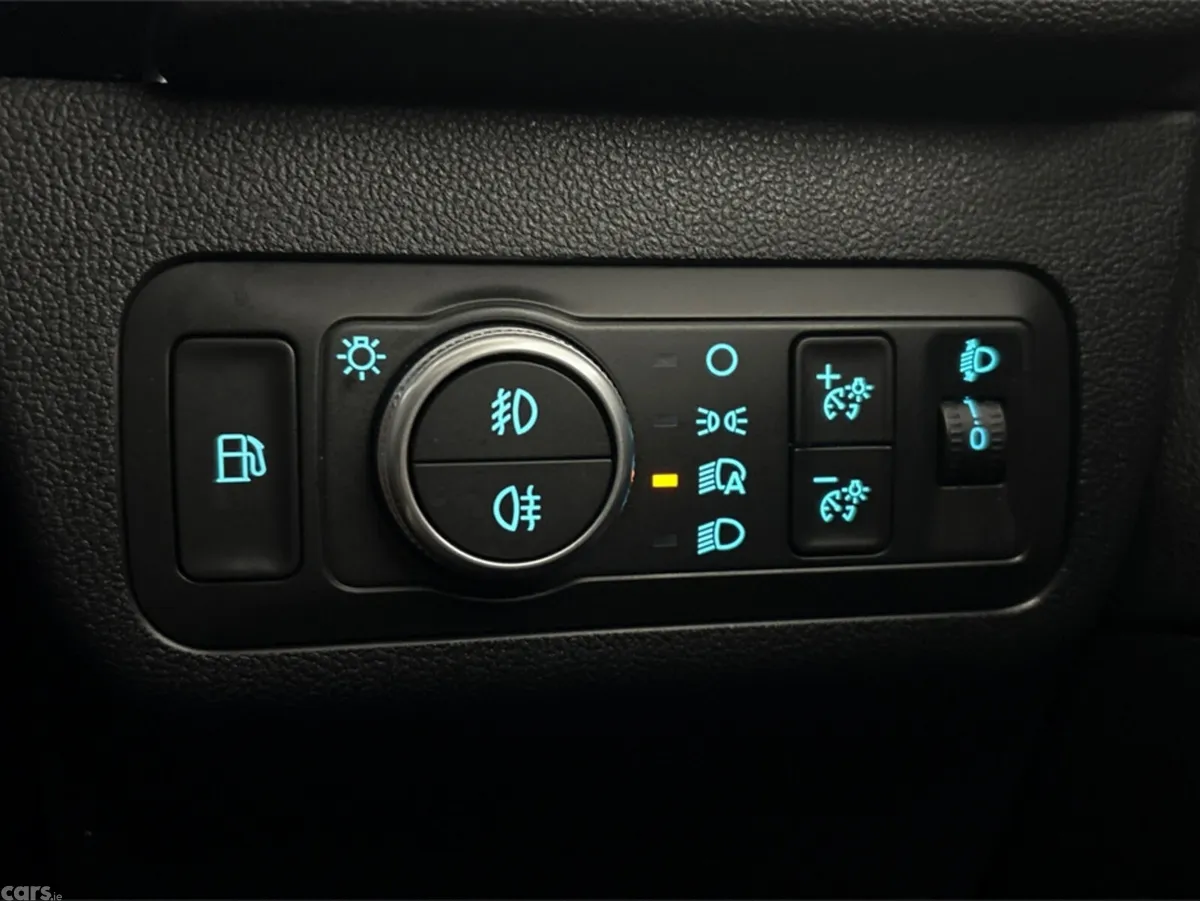 Ford Kuga MPV, Petrol Plug-in Hybrid, 2022, Grey