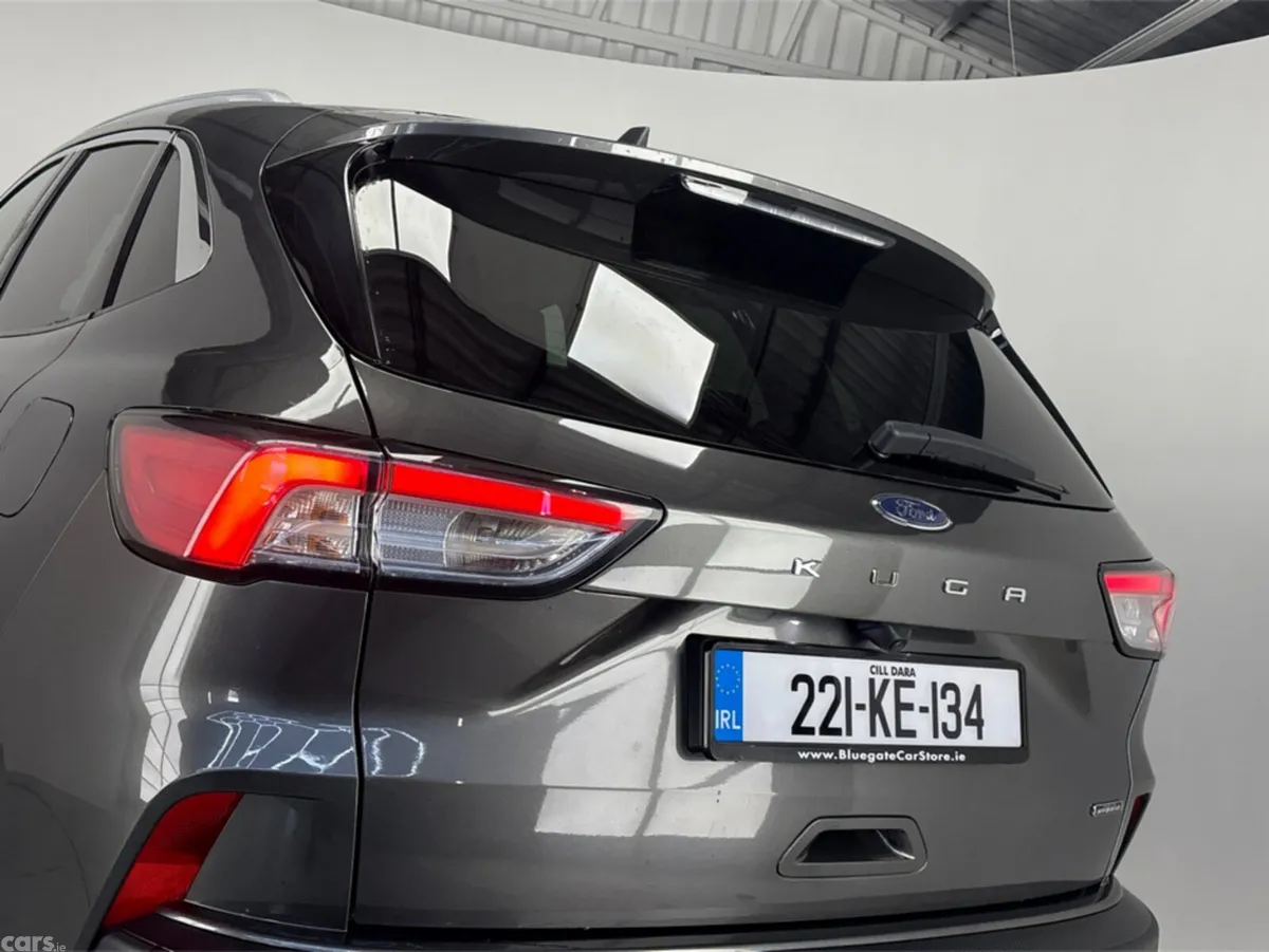Ford Kuga MPV, Petrol Plug-in Hybrid, 2022, Grey