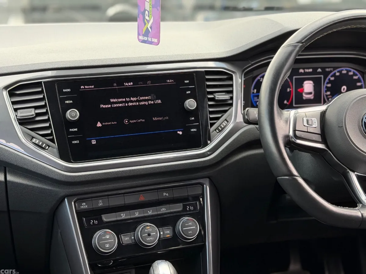 Volkswagen T-Roc SUV, Diesel, 2021, Grey