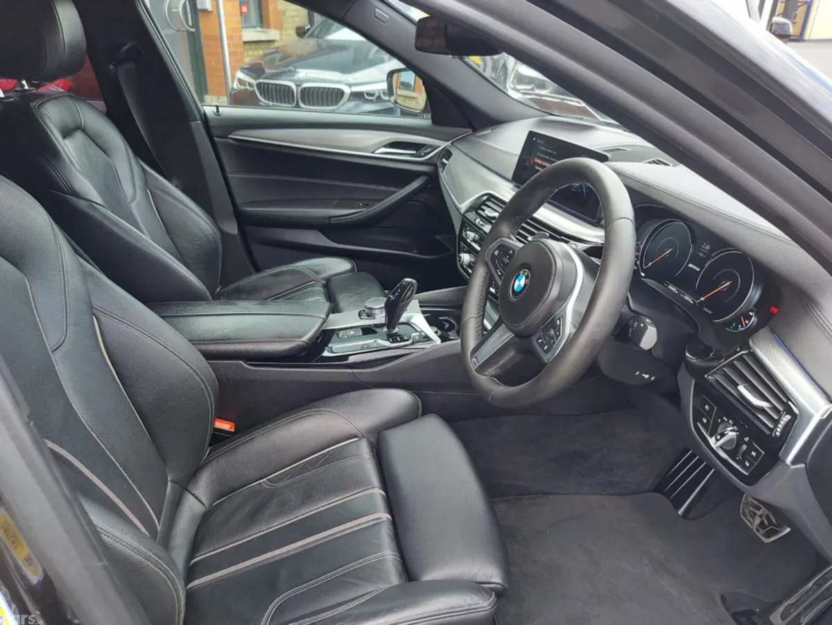 BMW 5-Series Saloon, Petrol Plug-in Hybrid, 2018, Grey