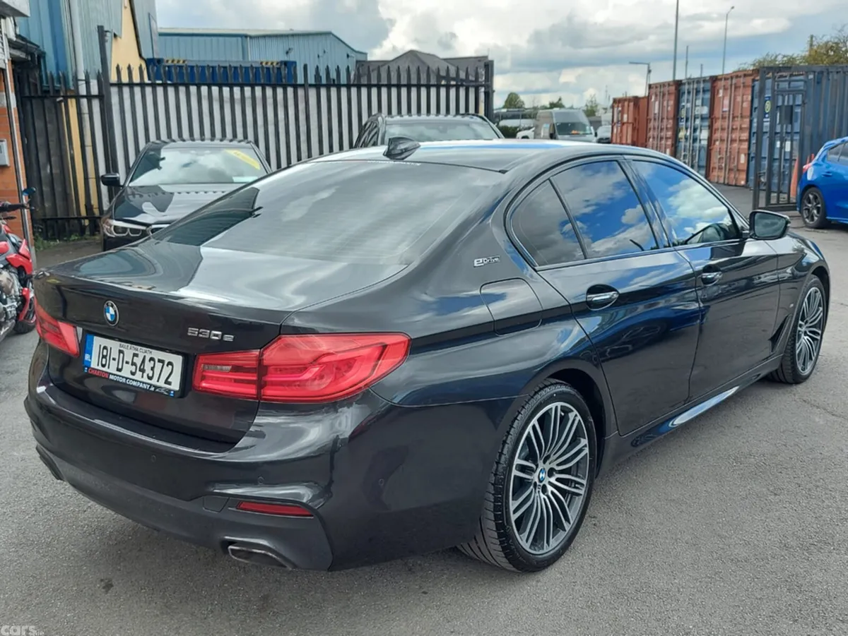 BMW 5-Series Saloon, Petrol Plug-in Hybrid, 2018, Grey