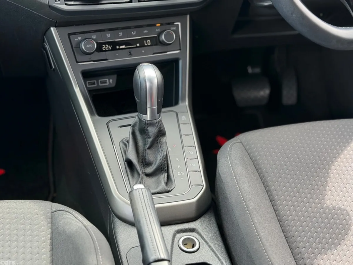 Volkswagen Polo Hatchback, Petrol, 2019, Red