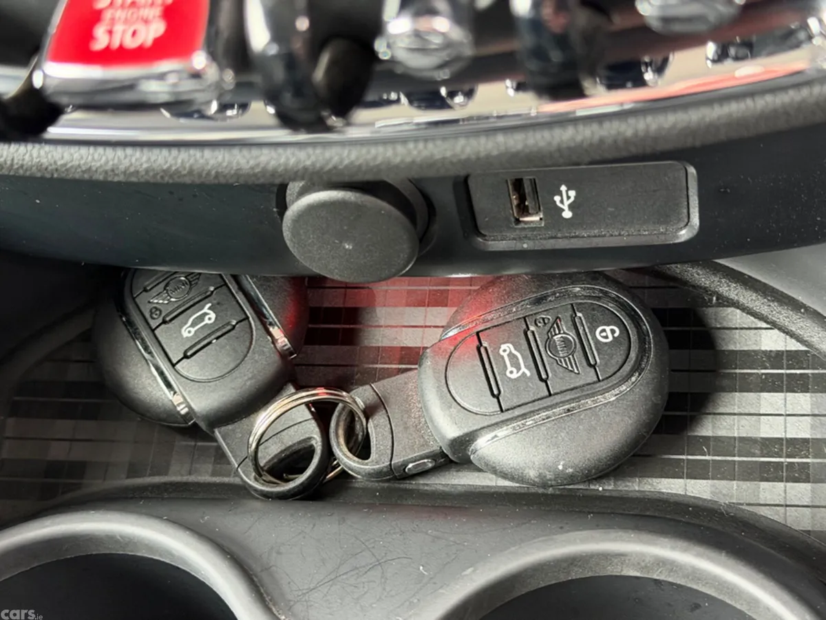Mini Clubman Estate, Diesel, 2019, Green