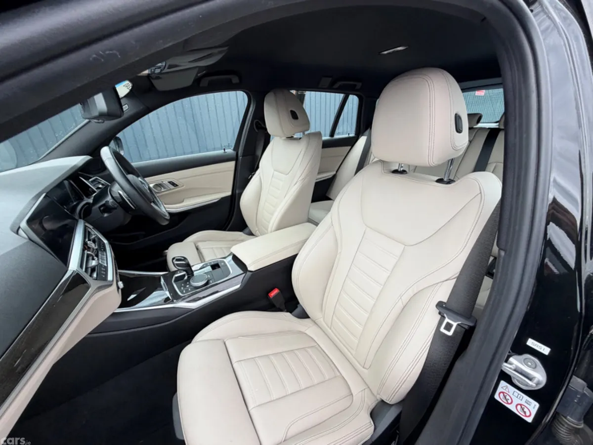 BMW 3-Series Estate, Diesel, 2020, Black