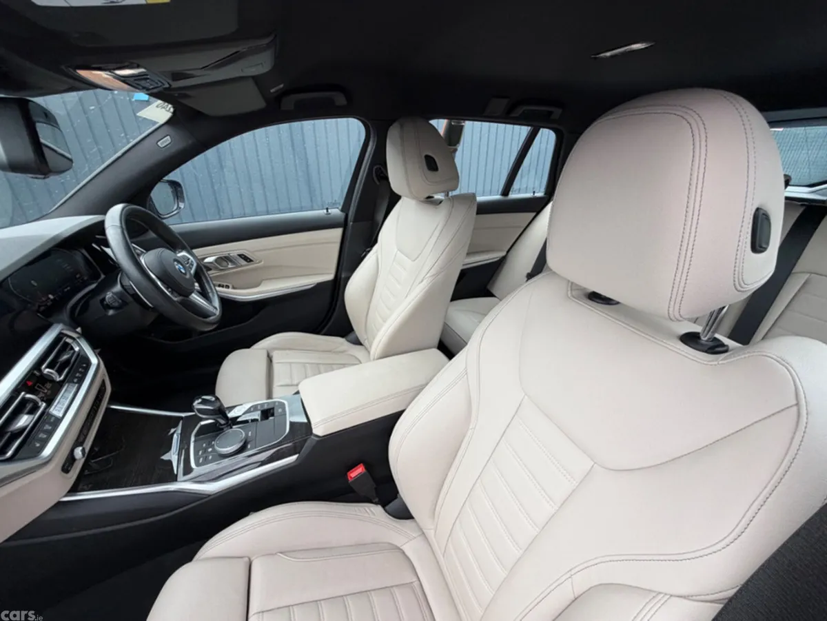 BMW 3-Series Estate, Diesel, 2020, Black