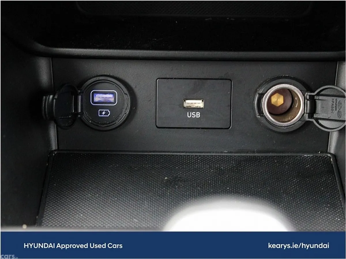 Hyundai KONA MPV, Petrol, 2023, Black