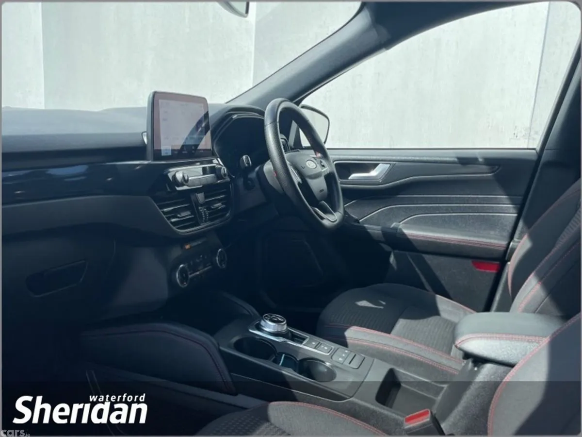 Ford Kuga SUV, Petrol Plug-in Hybrid, 2023, Black