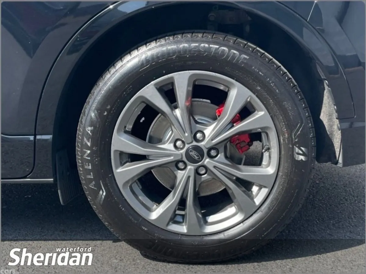 Ford Kuga SUV, Petrol Plug-in Hybrid, 2023, Black