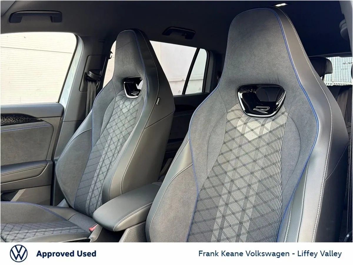 Volkswagen Tayron SUV, Petrol Plug-in Hybrid, 2026, Silver