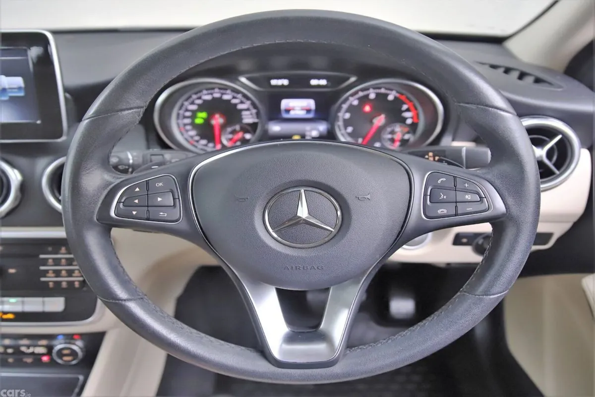 Mercedes-Benz GLA SUV, Petrol, 2019, Black