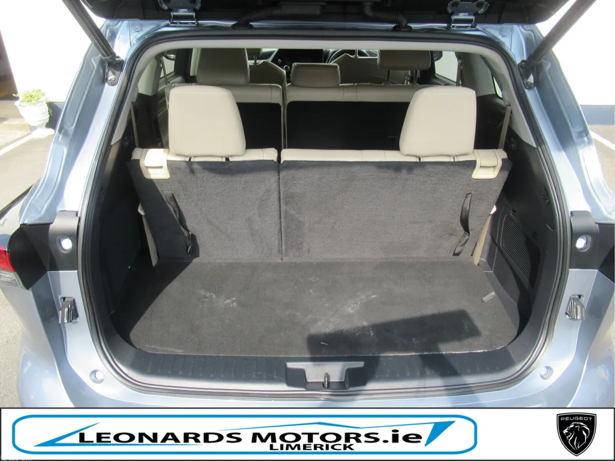 Toyota Highlander Estate/Jeep, Petrol Hybrid, 2023, Grey