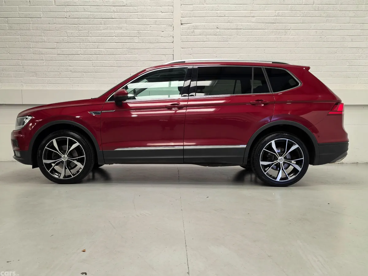 Volkswagen Tiguan SUV, Diesel, 2021, Red