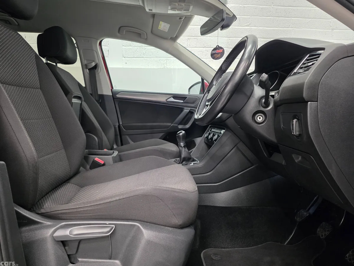Volkswagen Tiguan SUV, Diesel, 2021, Red