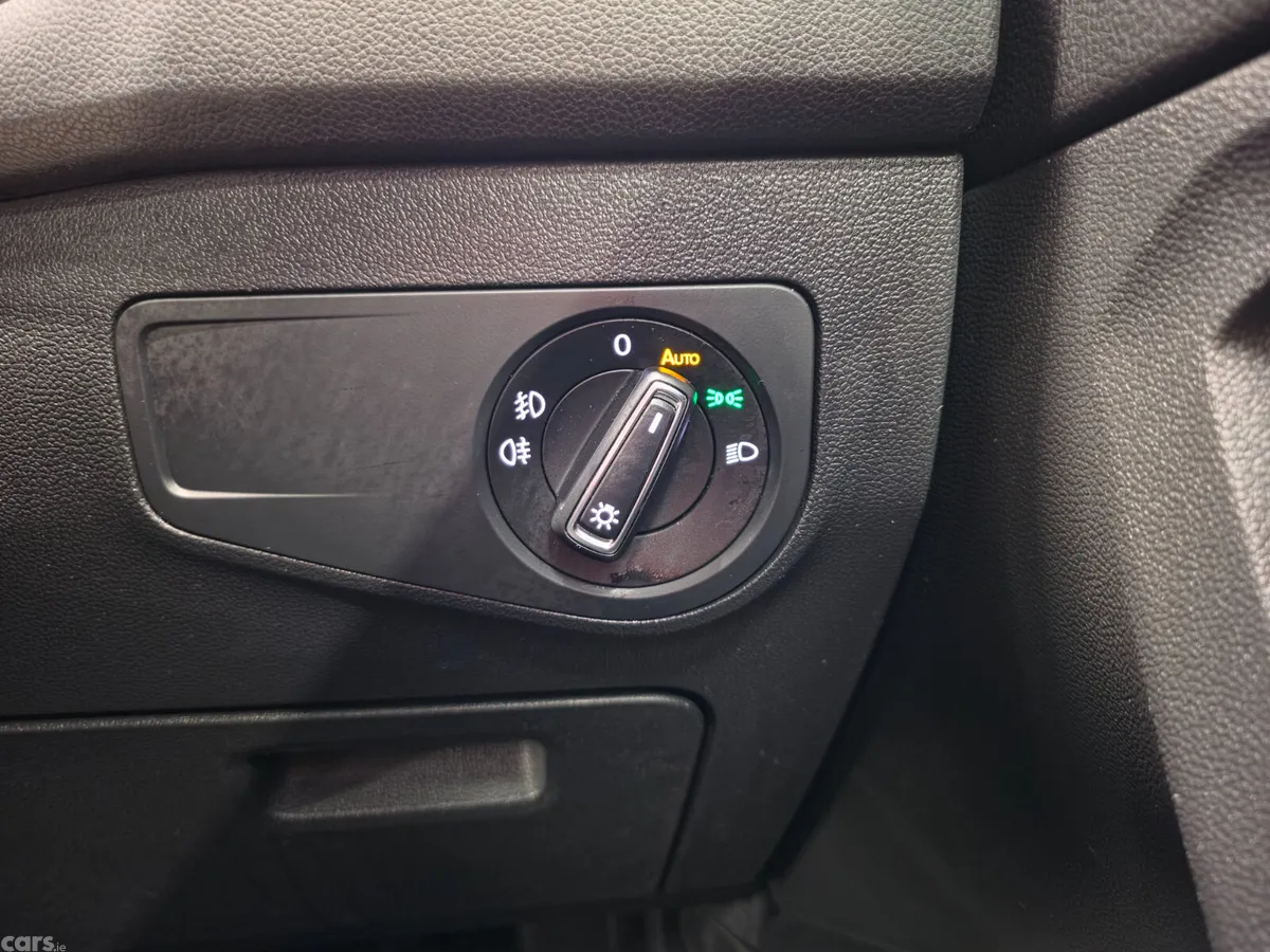 Volkswagen Tiguan SUV, Diesel, 2021, Red