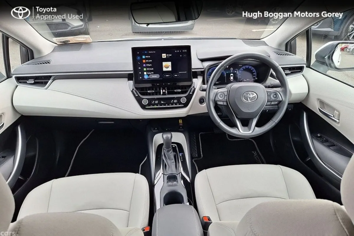 Toyota Corolla Saloon, Petrol Hybrid, 2024, White