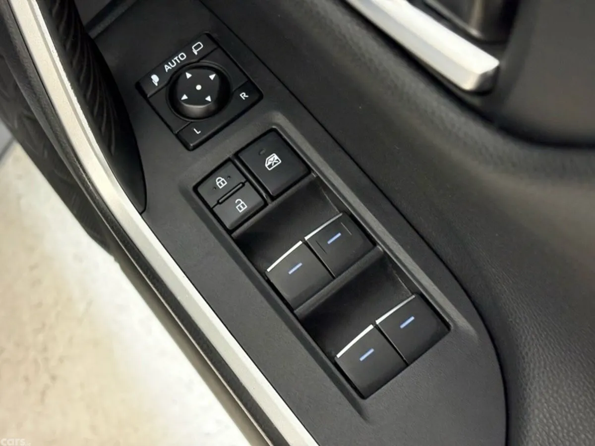 Toyota RAV4 SUV, Petrol Hybrid, 2023, Silver