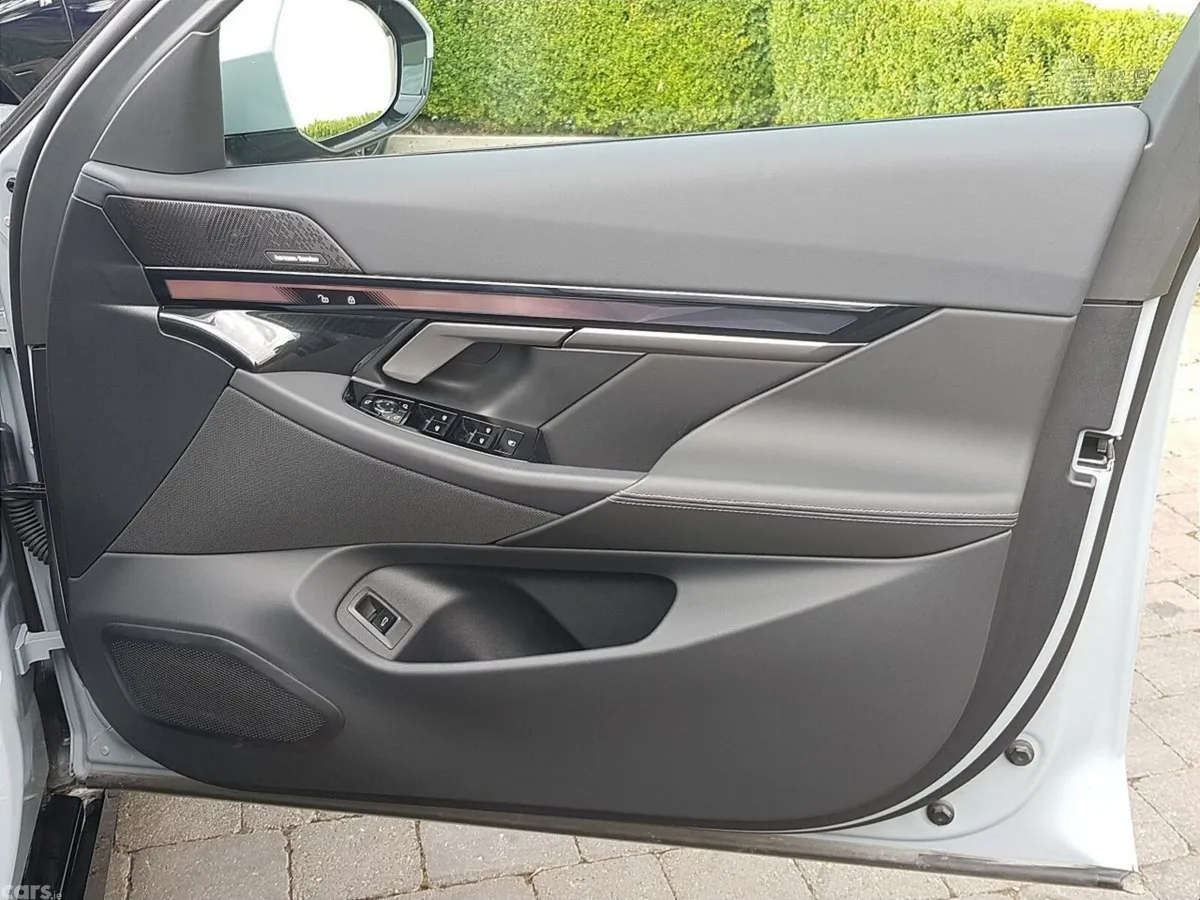 BMW 5-Series Saloon, Petrol Plug-in Hybrid, 2026, Grey