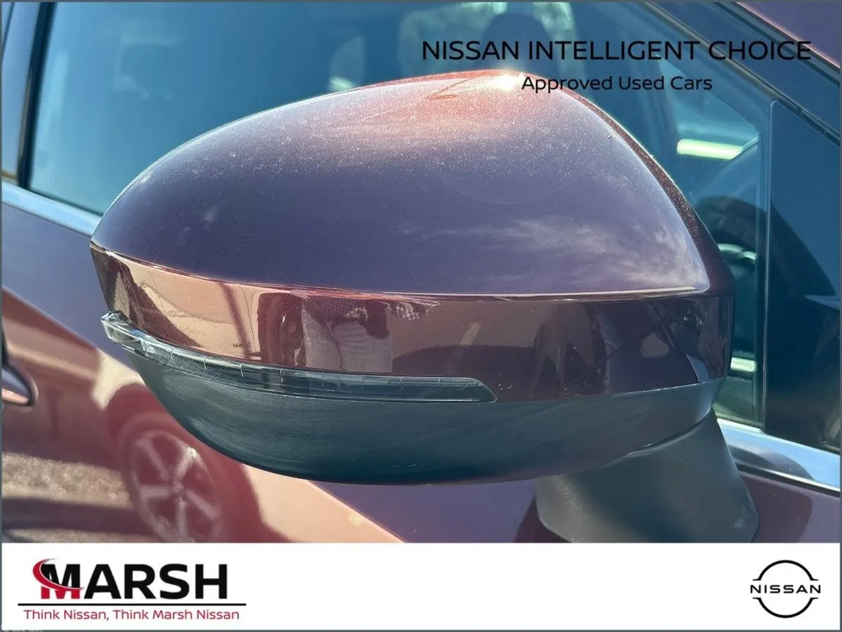 Nissan Qashqai MPV, Petrol Hybrid, 2023, Red