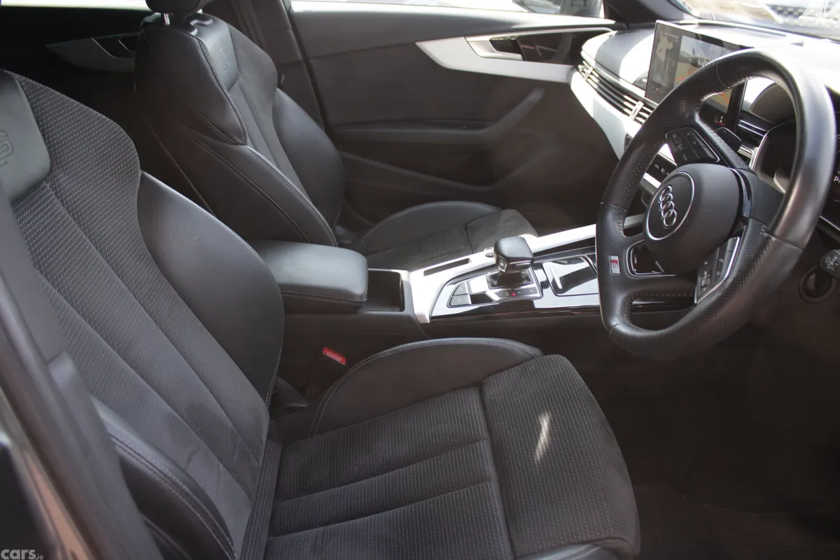 Audi A4 Saloon, Petrol, 2021, Grey