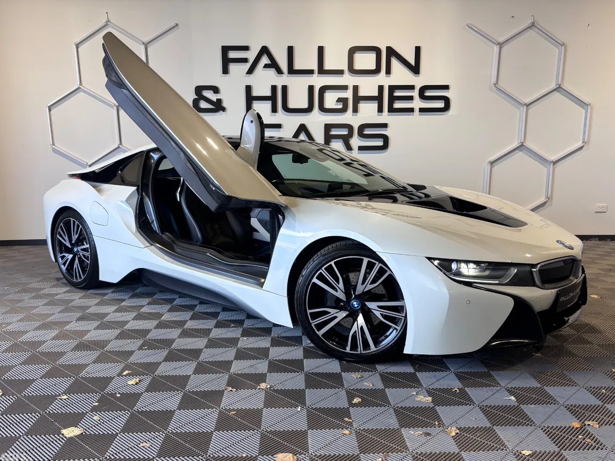 BMW i8 Coupe, Petrol Plug-in Hybrid, 2017, White