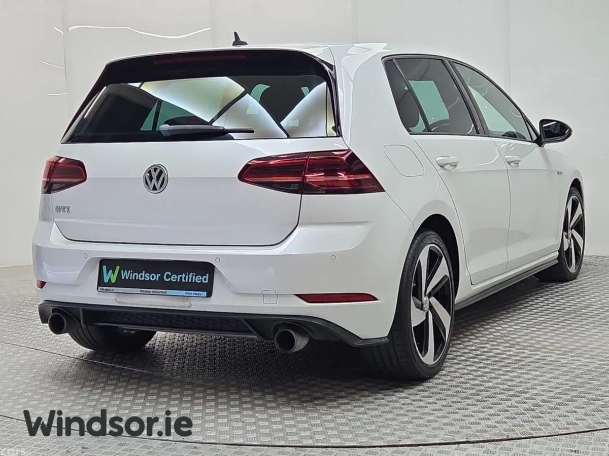 Volkswagen Golf Hatchback, Petrol, 2018, White