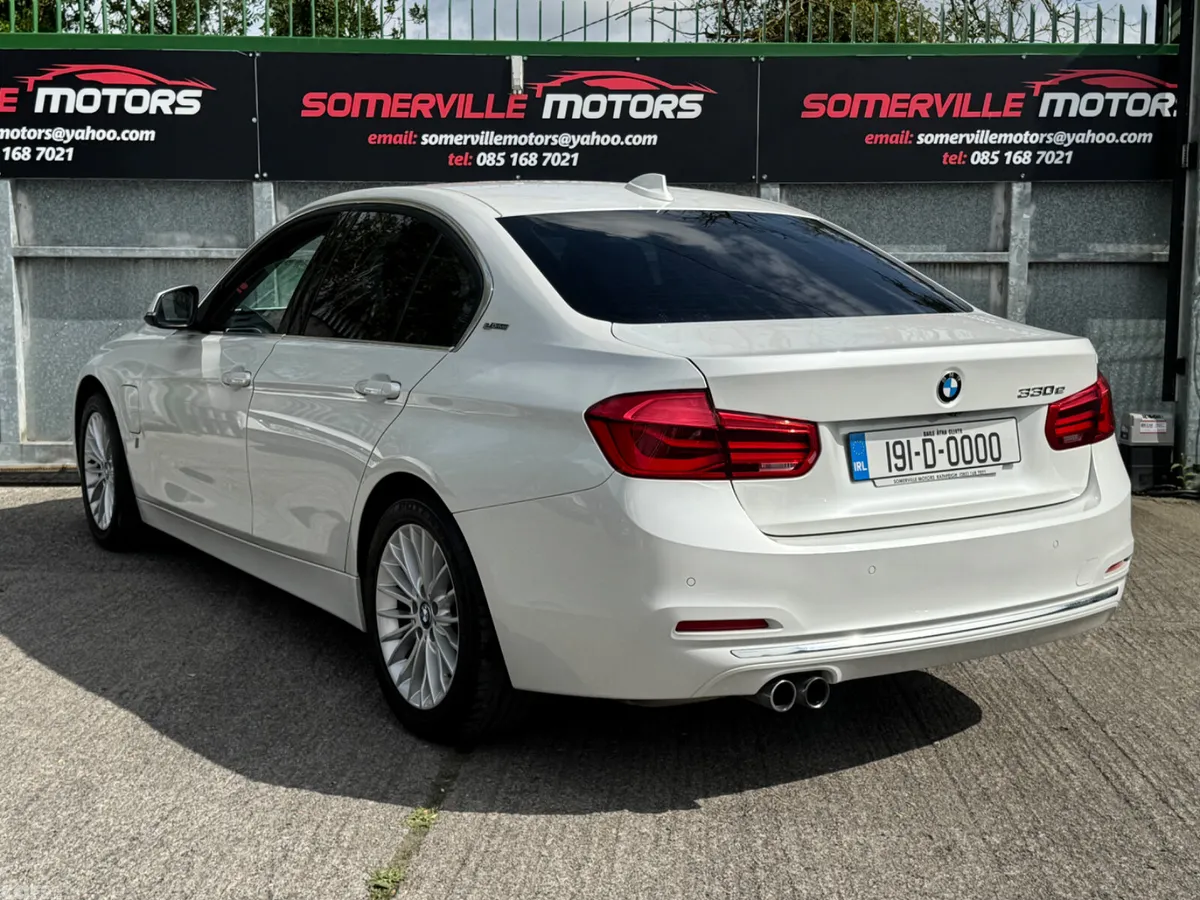 BMW 3-Series Saloon, Petrol Plug-in Hybrid, 2019, White