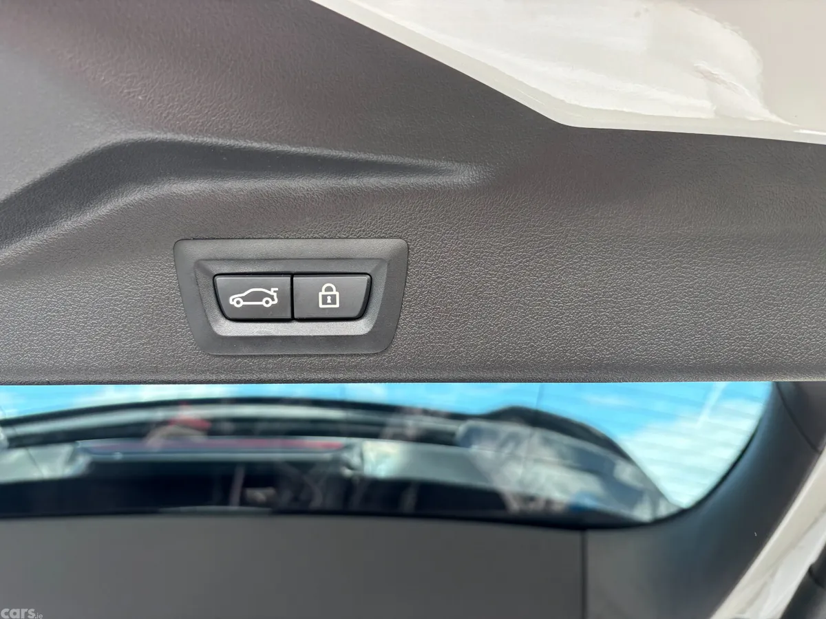 BMW X5 SUV, Petrol Hybrid, 2020, White