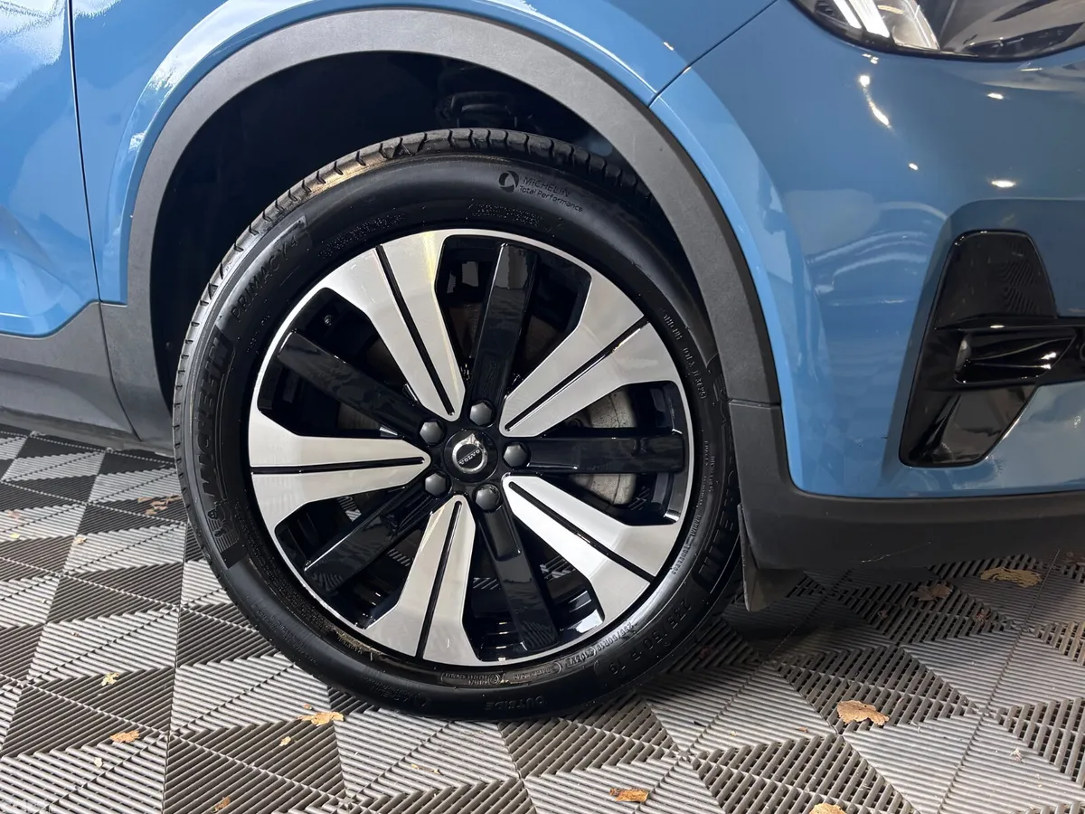 Volvo C40 SUV, Electric, 2023, Blue