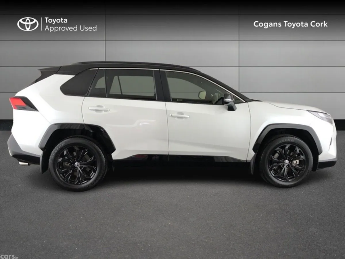 Toyota RAV4 SUV, Petrol Hybrid, 2024, White
