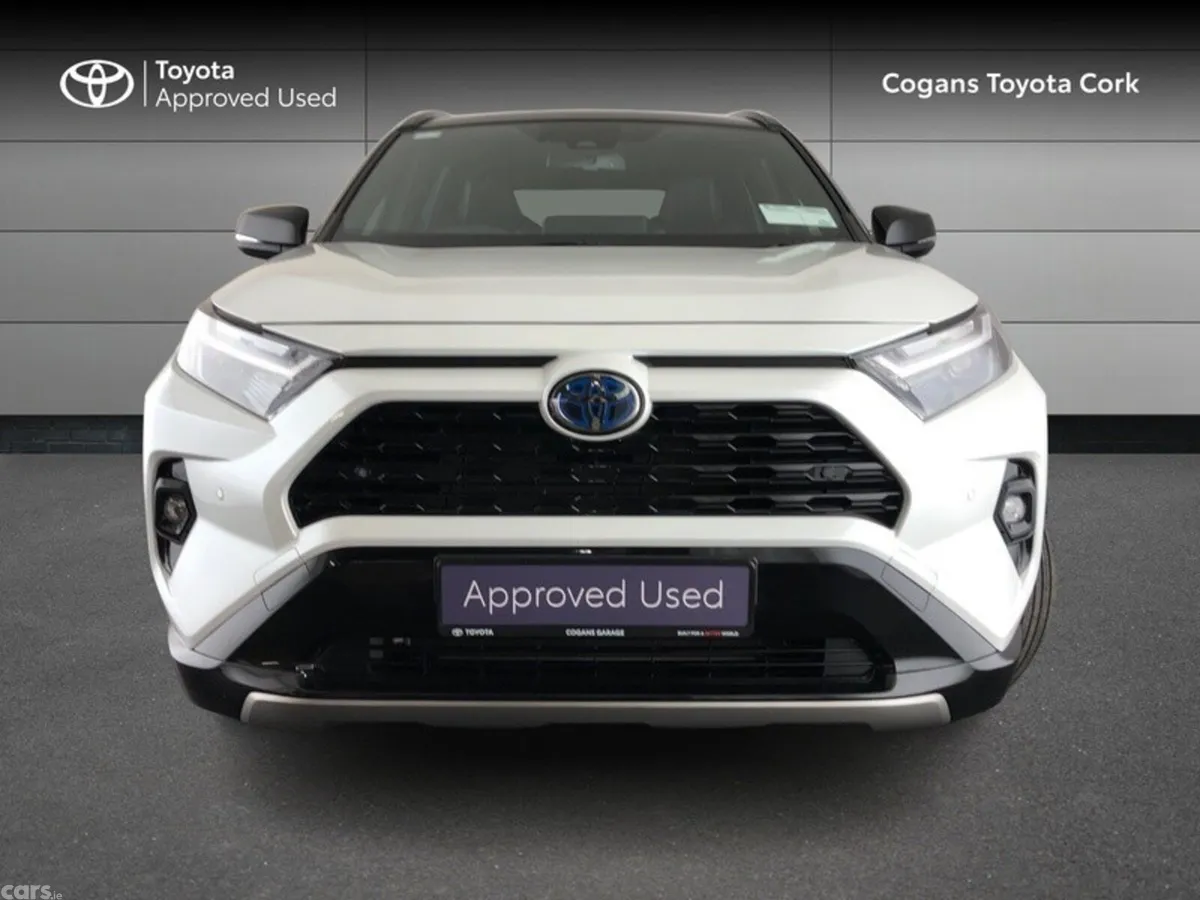 Toyota RAV4 SUV, Petrol Hybrid, 2024, White