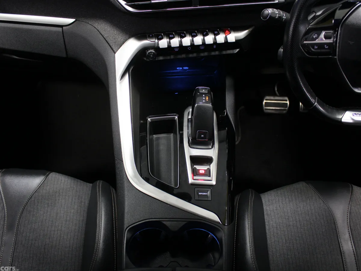 Peugeot 3008 Hatchback, Diesel, 2019, White