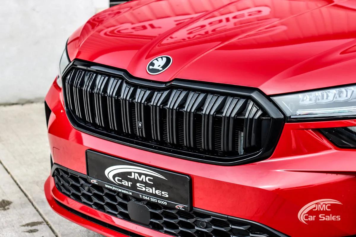 Skoda Kodiaq SUV, Petrol Plug-in Hybrid, 2025, Red