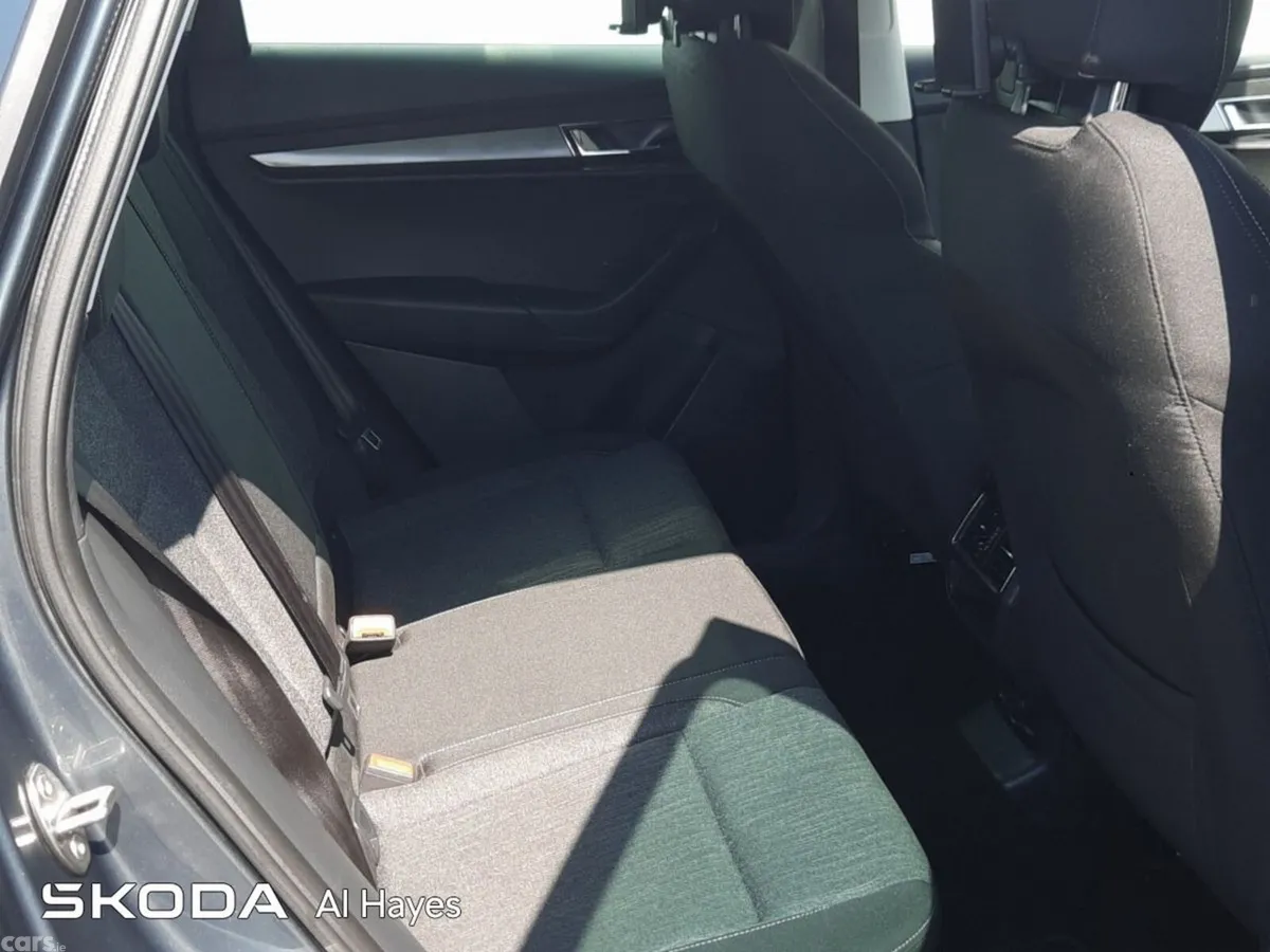 Skoda Karoq SUV, Diesel, 2019, Grey