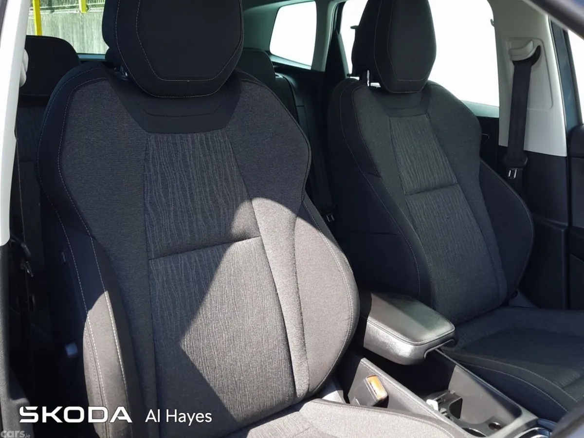 Skoda Karoq SUV, Diesel, 2019, Grey